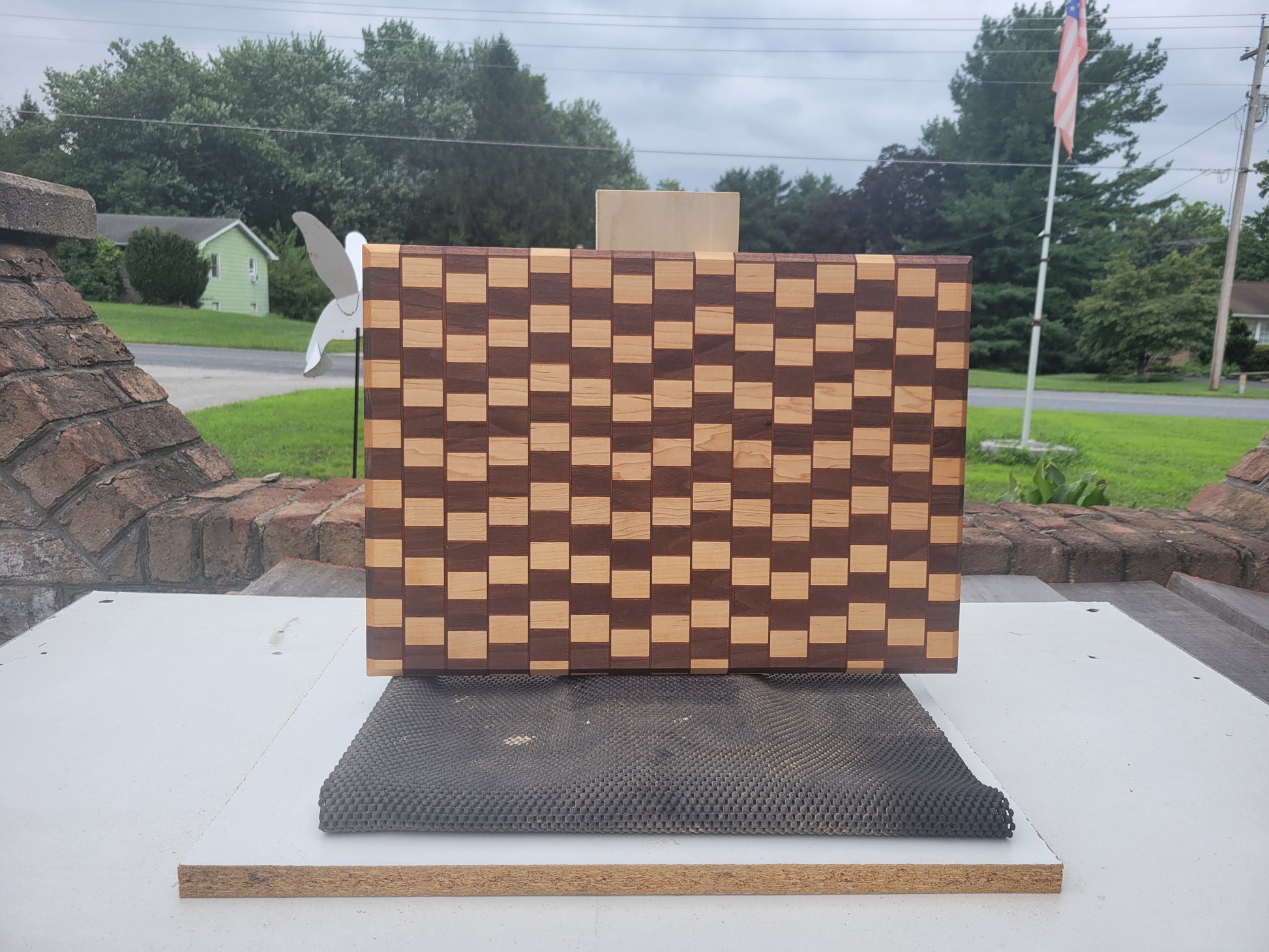 Ladder Board (Optical Illusion #5)